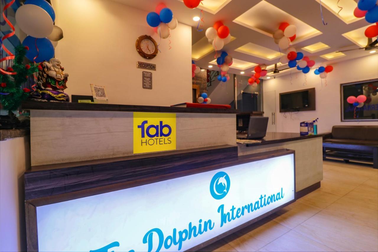 Fabexpress Dolphin International Near Delhi Airport Hotell New Delhi Exteriör bild