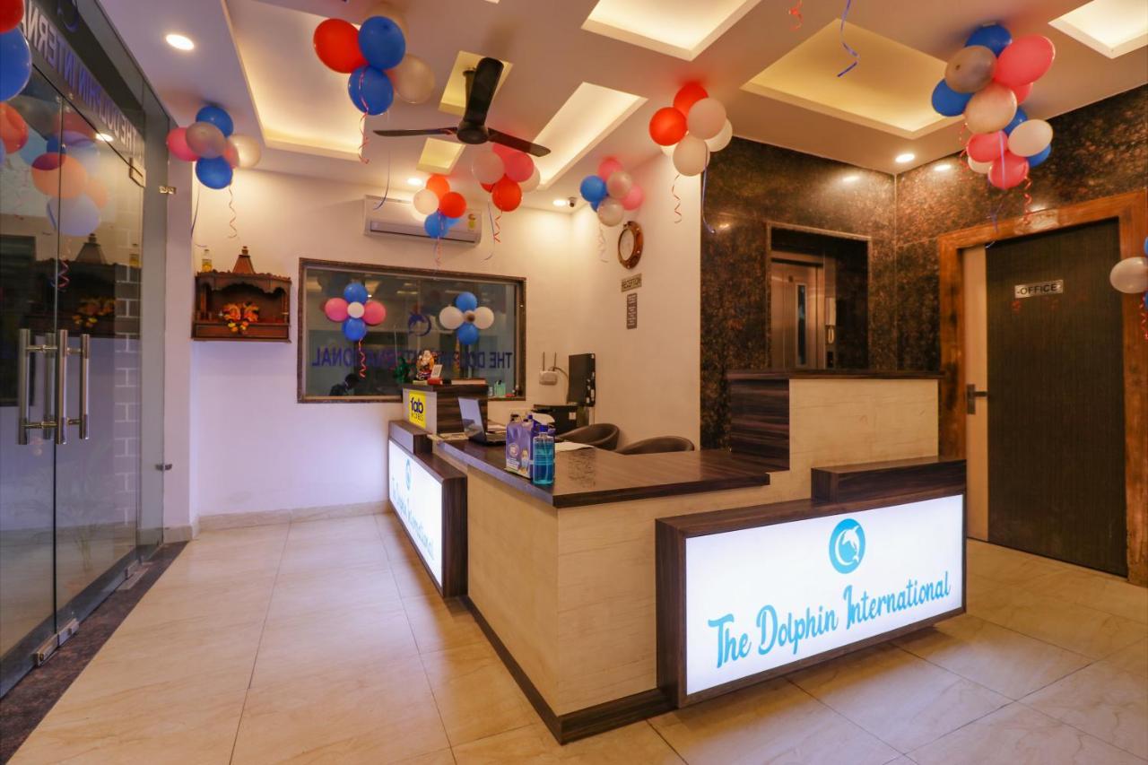 Fabexpress Dolphin International Near Delhi Airport Hotell New Delhi Exteriör bild